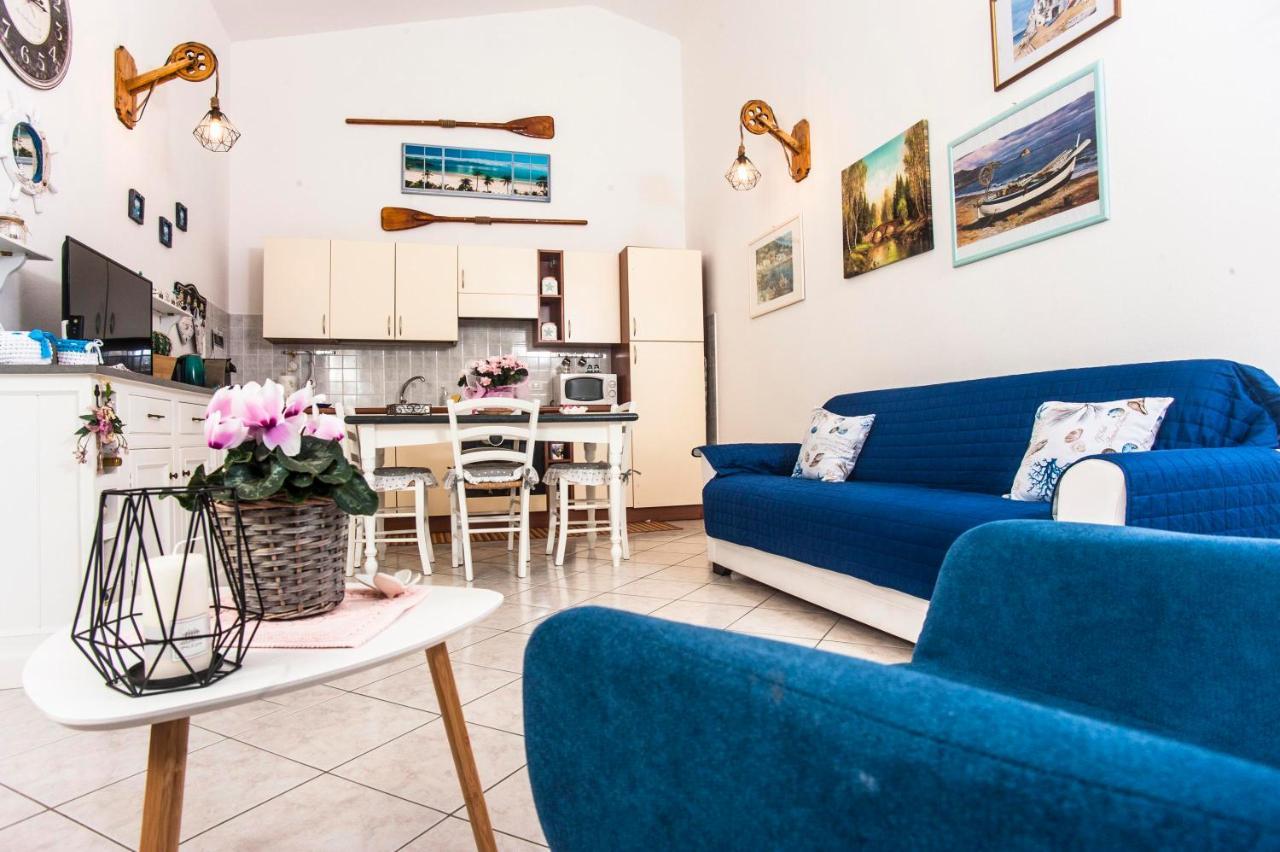 Casa Vacanze Luna Pula Buitenkant foto