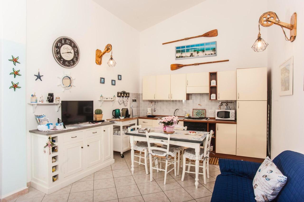 Casa Vacanze Luna Pula Buitenkant foto